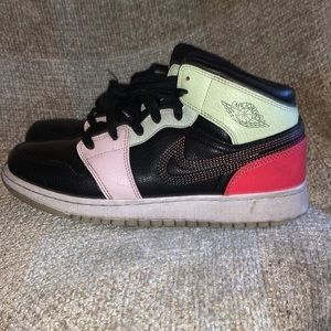 Kids shoes